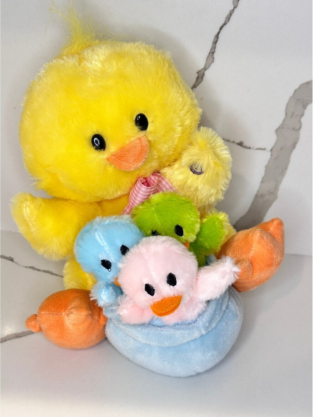 Gemmy Plush Mama Duck and Babies Plushie